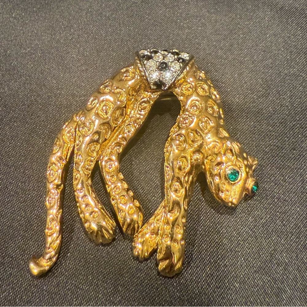 VINTAGE FLORENZA LEOPARD CHEETAH CAT MOVING TAIL PIN BROOCH CIRCA 1956-1981